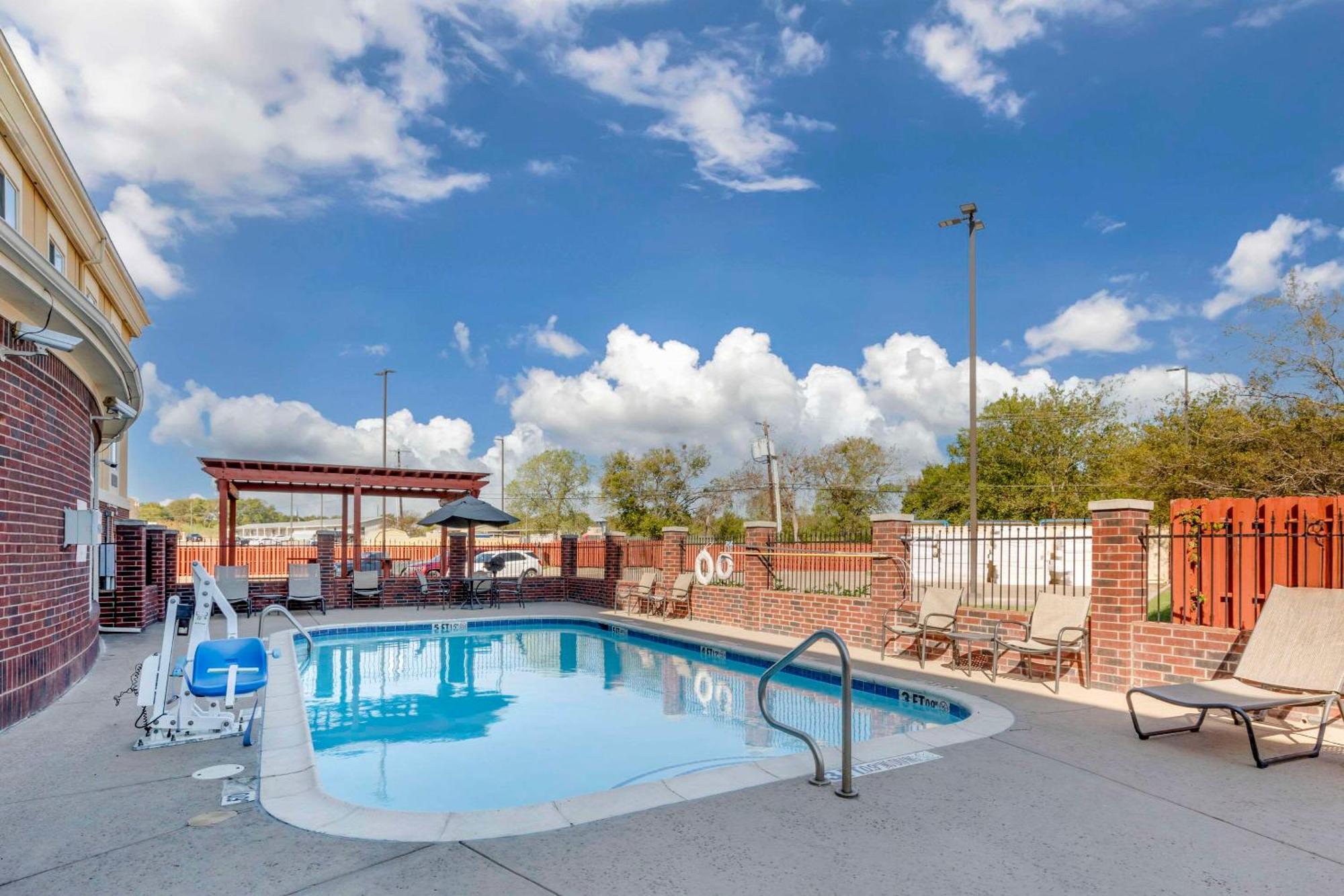 Comfort Inn & Suites Mexia Екстер'єр фото